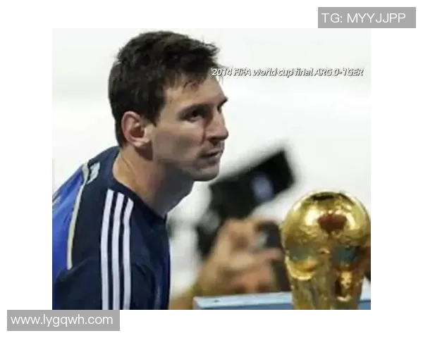 足球明星心中的偶像是谁他们最崇拜的明星背后故事揭秘 足球明星心中的偶像是谁他们最崇拜的明星背后故事揭秘