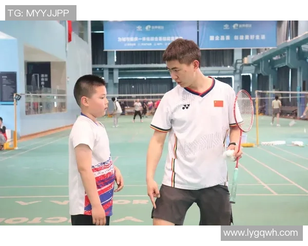 成都羽毛球队技术排名创新高展现实力引领羽毛球新风潮