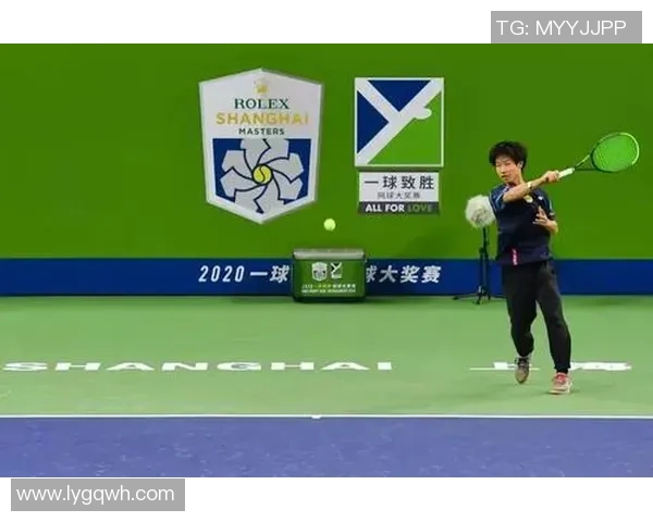 武汉网球队与上海网球队赛后复盘分析灵活性表现及战术调整 武汉网球队与上海网球队赛后复盘分析灵活性表现及战术调整