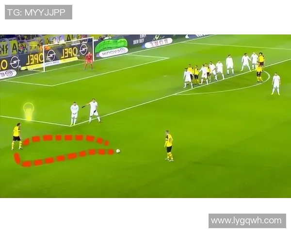 足球明星大积木创意拼图展现球场魅力与运动精神的完美结合 足球明星大积木创意拼图展现球场魅力与运动精神的完美结合